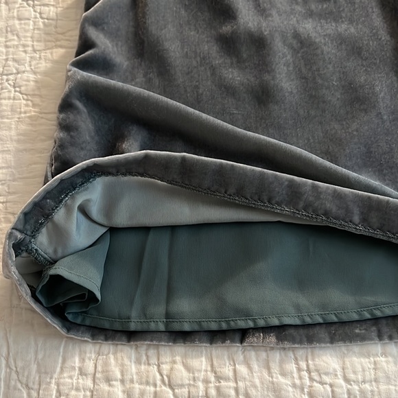NWT J. Crew Ultraluxe Velvet Tank in Gentle Sea - Picture 9 of 9